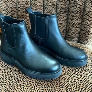 Black Ugg Leather Boots